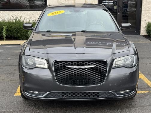 2017 Chrysler 300 S