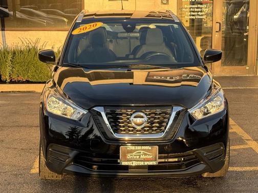 2020 Nissan Kicks SV