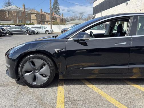 Solid Black 2019 Tesla Model 3 Standard Range Plus