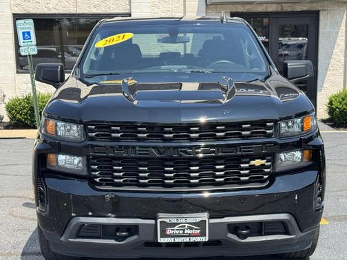 2021 Chevrolet Silverado 1500 Custom