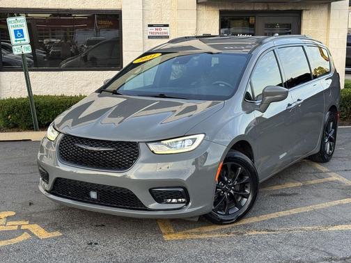 Ceramic Gray Clearcoat 2021 Chrysler Pacifica Touring