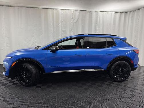 2025 Chevrolet Equinox EV RS