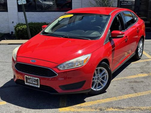 RED 2017 Ford Focus SE