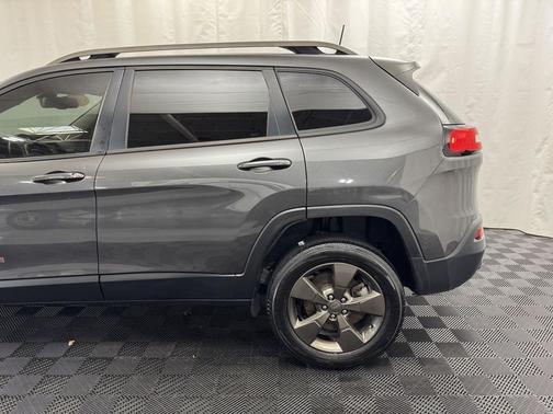 2016 Jeep Cherokee 75th Anniversary