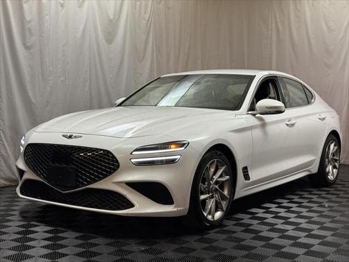 2022 Genesis G70 2.0T RWD