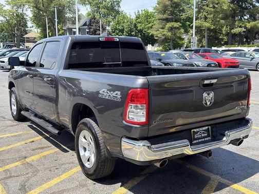 Granite Crystal Metallic Clearcoat 2020 RAM 1500 Big Horn/Lone Star