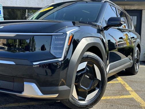 2024 Kia EV9 Wind