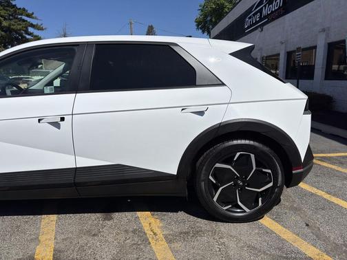 Atlas White 2024 Hyundai IONIQ 5 SEL