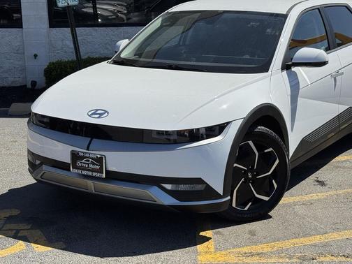 Atlas White 2024 Hyundai IONIQ 5 SEL