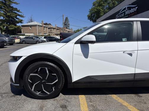 Atlas White 2024 Hyundai IONIQ 5 SEL