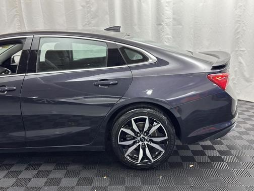 2022 Chevrolet Malibu FWD RS