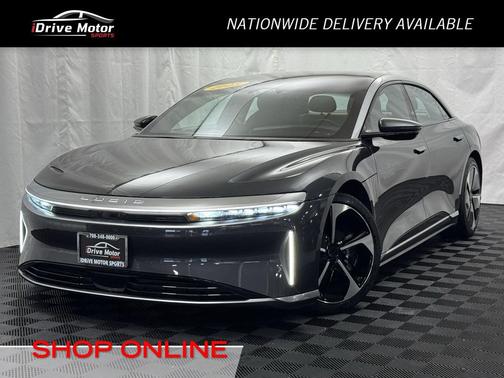 Quantum Gray Metallic 2023 Lucid Air Touring