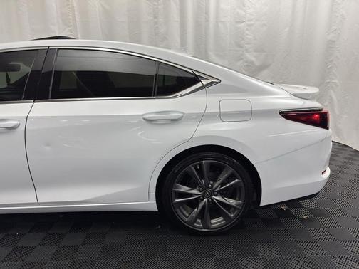 2019 Lexus ES 350 F Sport