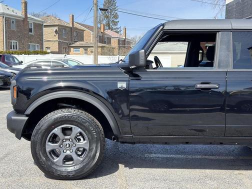 Shadow Black 2025 Ford Bronco Big Bend