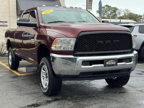 2017 RAM 2500 Tradesman Crew Cab 4x4 6'4' Box