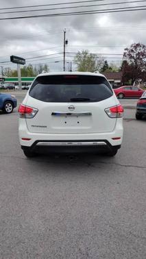 2015 Nissan Pathfinder S