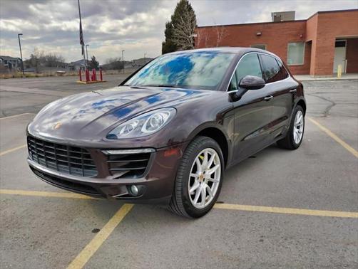 2018 Porsche Macan Base