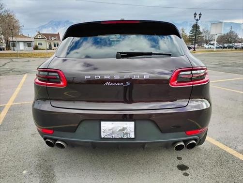 2018 Porsche Macan Base