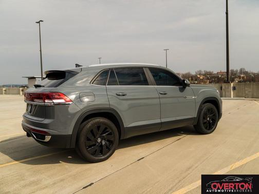 2024 Volkswagen Atlas Cross Sport 2.0T SE w/Technology
