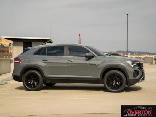 2024 Volkswagen Atlas Cross Sport 2.0T SE w/Technology