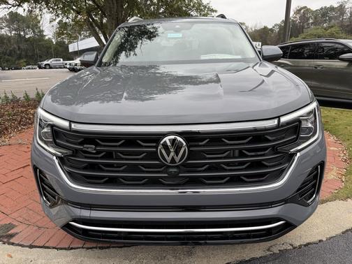 2026 Volkswagen Atlas 2.0T SEL Premium R-Line 4MOTION