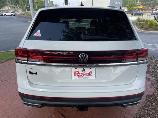 2025 Volkswagen Atlas 2.0T SE w/Technology