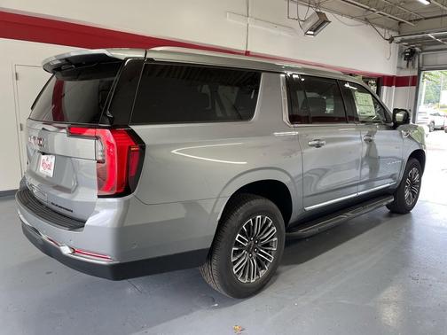 2025 GMC Yukon XL 2WD Elevation