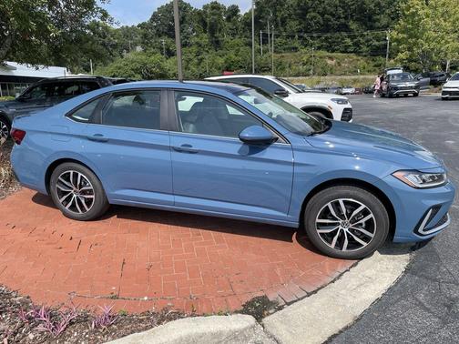 2025 Volkswagen Jetta 1.5T SE