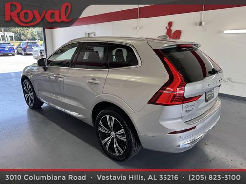 2023 Volvo XC60 B5 Ultimate Bright Theme