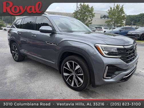 Platinum Gray Metallic 2024 Volkswagen Atlas 2.0T SEL Premium R-Line 4MOTION