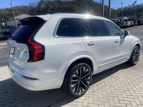 2026 Volvo XC90 B6 Ultra 7-Seater