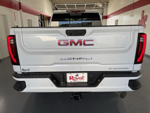 2026 GMC Sierra 2500 Denali