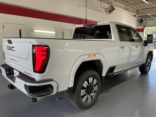 2026 GMC Sierra 2500 Denali