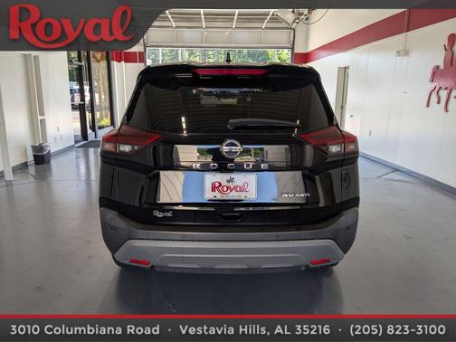 Super Black 2021 Nissan Rogue SV