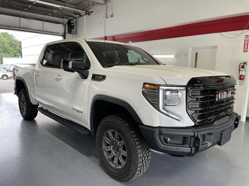 2025 GMC Sierra 1500 AT4X