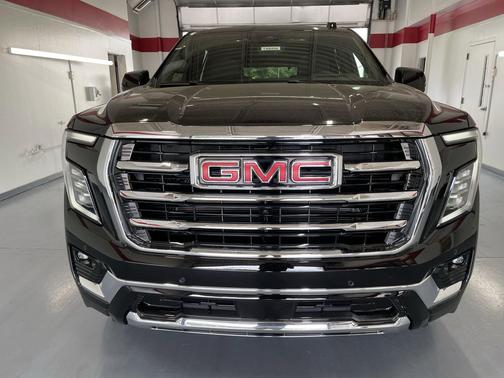 Onyx Black 2026 GMC Yukon 4WD Elevation