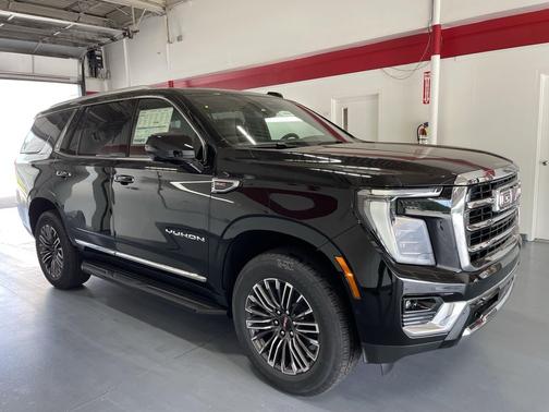 Onyx Black 2026 GMC Yukon 4WD Elevation
