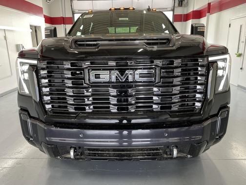 2025 GMC Sierra 2500 Denali Ultimate