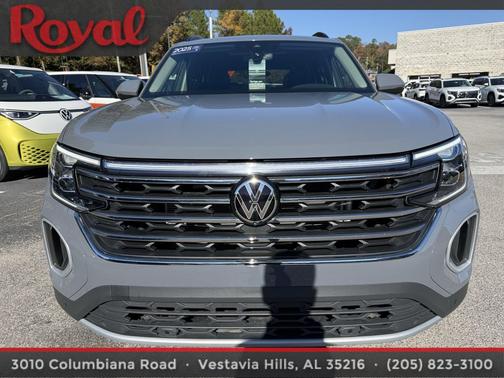 2025 Volkswagen Atlas 2.0T SE w/Technology