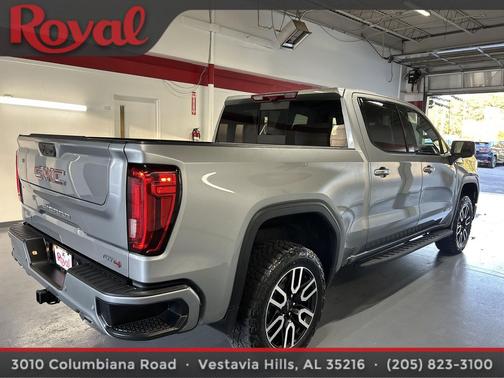 2024 GMC Sierra 1500 AT4