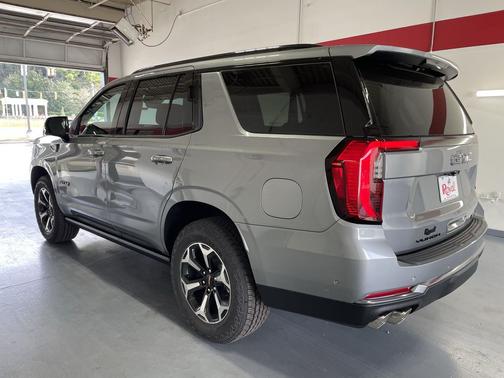 Sterling Metallic 2027 GMC Yukon AT4, 4WD