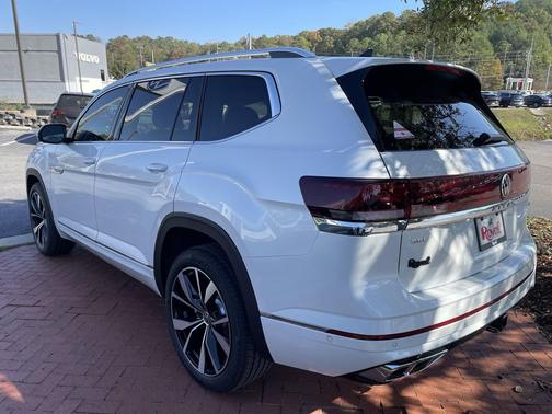 2026 Volkswagen Atlas 2.0T SEL Premium R-Line 4MOTION