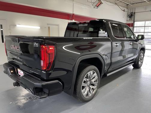 Onyx Black 2026 GMC Sierra 1500 Denali