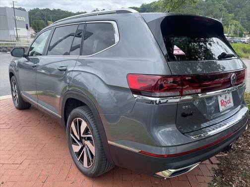 2025 Volkswagen Atlas 2.0T SEL
