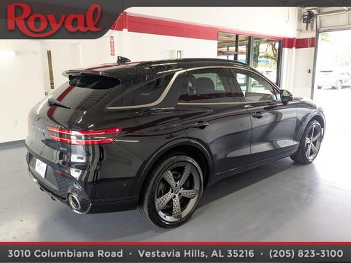 Vik Black 2023 Genesis GV70 2.5T AWD