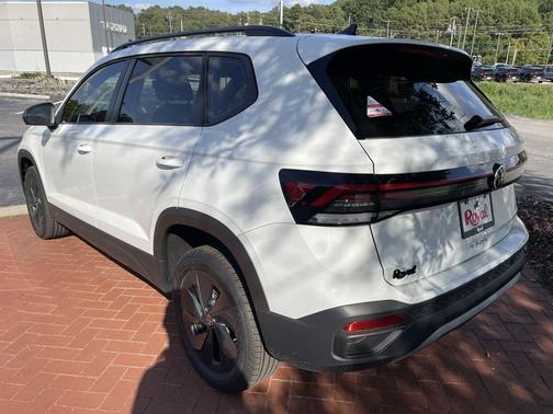 2025 Volkswagen Taos 1.5T S