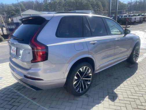 2026 Volvo XC90 Ultra Dark Theme, B6 AWD Gas (mild hybrid), Gasoline, 7 Seats