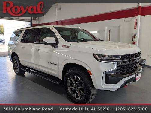 Summit White 2024 Chevrolet Suburban 4WD Z71