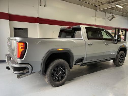 2026 GMC Sierra 2500 AT4