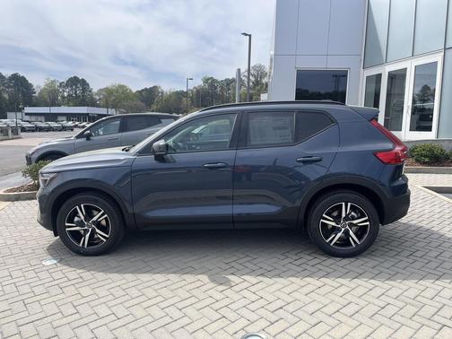 Denim Blue 2026 Volvo XC40 Core, B5 AWD Gas (mild hybrid), Dark
